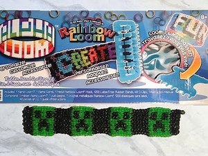 New Alpha Loom Review & Minecraft Creeper Bracelet Tutorial