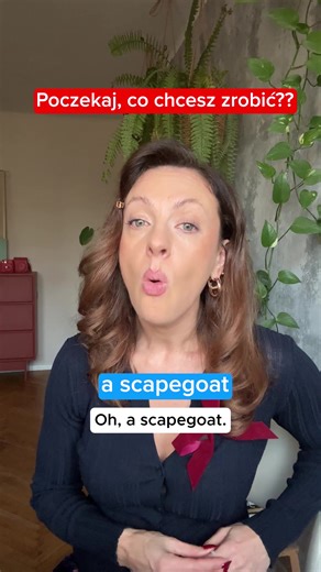 Jak użyć „scapegoat” w zdaniu? 🐐 🔹The intern was used as a scapegoat after the failure. 🔹Politicians often look for a scapegoat. 🔹He refused to be the scapegoat for their mistake. . . . Chcesz nauczyć się MÓWIĆ po angielsku? Pobierz naszą aplikację BeeSpeaker🐝 i ćwicz mówienie z AI oraz native speakerami. Link w bio. #angielski #naukaangielskiego #beespeaker | BeeSpeaker Polska