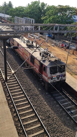 Bhagalpur - SMVT Bengaluru Anga Express with 30547 TATA Rashmi TMT Bar Vinyls Livery Wap-7