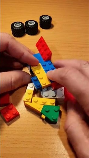 Building a Miniature LEGO Train Step-by-Step 🚂