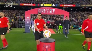 1.1M views · 71K reactions | 헤혂헮헹헶헳헶헰헮혁헶헼헻 헱혂 헥헲헮헹 헠헮헱헿헶헱 헽헼혂헿 헹헮 헙헶헻헮헹헲 헱헲 헟헮 헖헢헨헣험 헗헨 헥헢헜  Lors de ce 2ème match des demi-finales de la Copa Del Rey hier soir, Karim Benzema a marqué un triplé et a mené le Real Madrid à une victoire ퟰ-ퟬ⚽️ contre le FC Barcelone. #StarTimesCameroun #CopaDelRey #Football #Clasico | StarTimes | Facebook