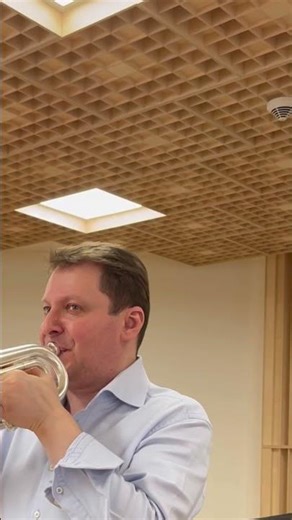 ANDREI KAVALINSKI tests POCKET TRUMPET from SCHAGERL