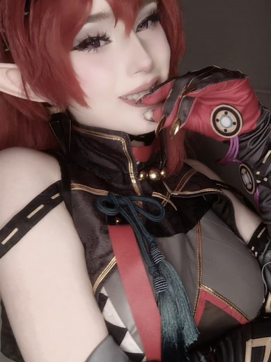 Yinlin Cosplay from Wuthering Waves Unveiled