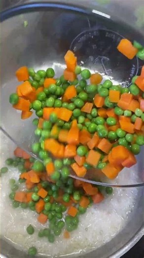 Easy, economical and perfect for the whole family, give this Rice with Vegetables a try!