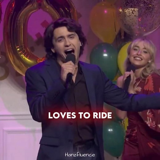 Domingo sings “Ordinary” in the funniest way on SNL 51 😂 |