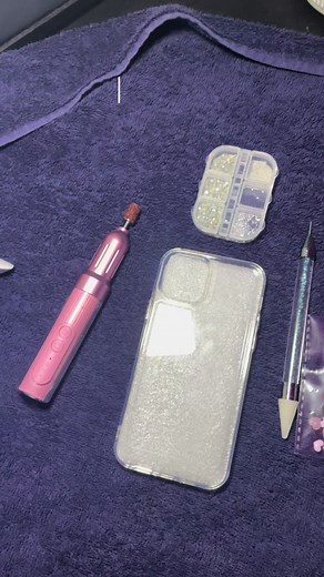 DIY Junk Phone Case Tutorial