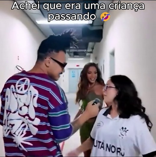 Anitta: Yoga, Equilíbrio e Show