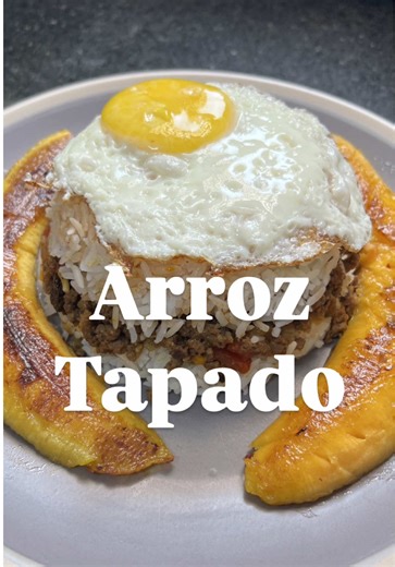 Un riquísimo arroz tapado 🤩 Tienes que prepararlo 🤙 #comida #chef #cheflife #tiktokrecetas #gastronomia #gastronomiaperu #chef #peru🇵🇪 #arroz #arroztapado
