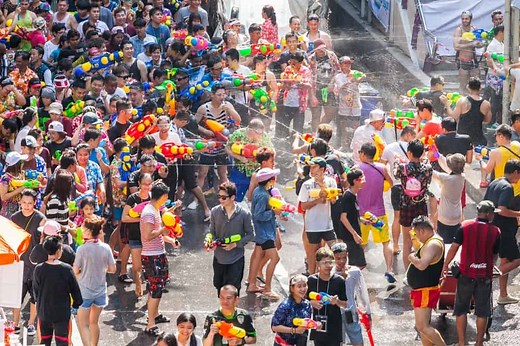 FESTIVAL SONGKRAN O FIESTA DEL AGUA EN TAILANDIA: TODO LO QUE NECESITAS SABER - TU GUÍA EN TAILANDIA