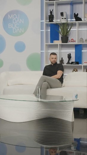 “Beca! Koji Beca? Pa BECA FANTASTIK!” Malo je poznato da je Beca zbog svog nadimka završio i na sudu! 😯 | Blic TV