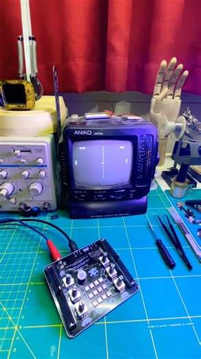 Endless Pong in an Infinite Loop! 🕹️♾️ #Pong #RetroGaming #ClassicGames #InfiniteLoop #GamingSetup