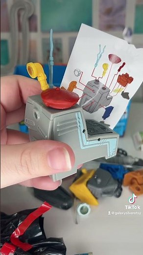 Junk Bots Series 2 Mystery Pack Unboxing