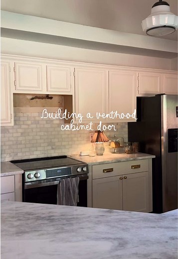 Kitchen Renovation Tips: Installing a Vent Hood