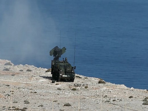 64K views · 1.5K reactions | M1097 Humvee Avenger Air Defense System | WarLeaks - Military Blog | Facebook