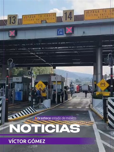 ⚠️#AlMomento || 🚚🚨 Manifestantes se mantienen a la espera del #diálogo con las autoridades. 📢Hasta ahora el paso está detenido en la caseta La Venta, en la carretera #México - #Toluca. ⛔ Reporte: @victorgomeztv #AztecaNoticias