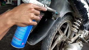 Cara ini bisa menghitamkan permanen body kasar motor menggunakan gas torch mika retak pake oli #bengkelmotor #mekanik #tutorial | Belajar Mekanik Dari NOL