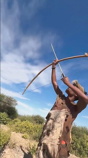 Deep Beyond the Trails: An Unforgettable African Hunting Scene 🌿🐾🌍 #Shorts #AfricanHunt #JungleLife