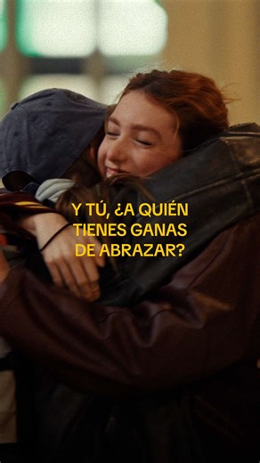 Y tú, ¿a quién tienes ganas de abrazar? ✈️🫂