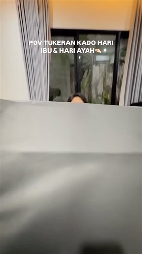 Shadira Firdausi on Instagram: "makasi baju garis garisnya🤝🏼☺️ @apiipp"