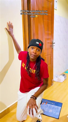 Apologizing to My Girlfriend for Hiding While Replying DMs