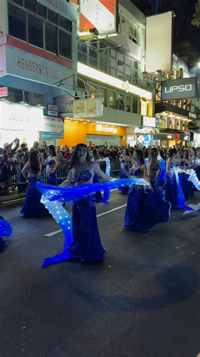Hong Kong’s EPIC Chinese New Year Night Parade 2026! ✨ THE ULTIMATE CNY EXPERIENCE - February 17, 2026 📍🎯 PARADE ROUTE: Hong Kong Cultural Centre Piazza → Canton Road → Haiphong Road → Nathan Road → Sheraton Hong Kong Hotel Hong Kong’s most INSANE Chinese New Year parade! 12 giant floats, 46 performance groups, and 500,000 people celebrating under neon lights! #CNY2026 #HongKongParade #ViralMoments #chinesenewyear2026 | Everybitlocal