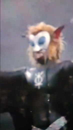 Alien Magma VS Ultraman Leo 2