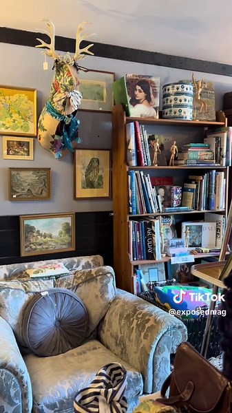 Cool Stuff Vintage is a new spot in Broomhill where you can find unique and quirky furniture, clothing, knick-knacks, and so much more. They rotate the collection all the time so there is always something new to find🤩✨ Ad #vintagestyle #vintagefurniture #sheffieldvintage #prelovedfashion #sheffield
