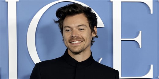 Harry Styles' Mom Shares Family Photos From the Holidays After Olivia Wilde Break Up