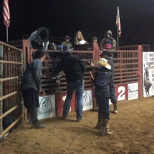 Getting it done tonight #riderank #cowboy #bullriding #bullrider #8seconds