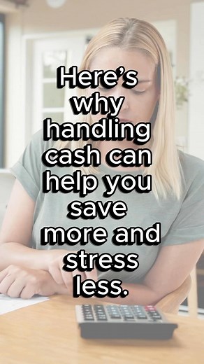 Here’s why handling cash can help you save more — and stress less ...