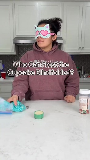 1.1M views · 10K reactions | Cupcake Challenge #icing #challenge #cupcake #cupcakes #cupcakechallenge #foodchallege #bakery #cupcakeswirl | Miguelly | Facebook