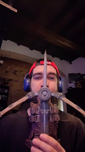 Arno's Phantom Blade and Tailored Bracers in Assassin's Creed Unity