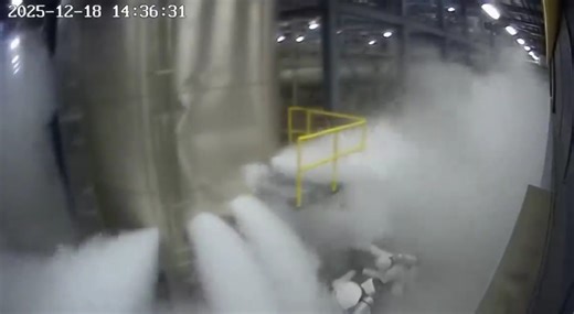 Safety Fails on Instagram: "This is WHY Process Safety is So IMPORTANT – Chemical Cylinder Ruptures During Routine Maintenance🤯 @safetyfails1 - Let’s Increase Workplace Safety #accident #accidents #construction #construção #safety #safetyfirst #maintenace #oil #oilchange #slip #laddersafety #risk #risky #firesafety #training #fails #eletrical #hardhat #PPE #fire #crane #cpr #cranefails #welding #warehouse #ladder"