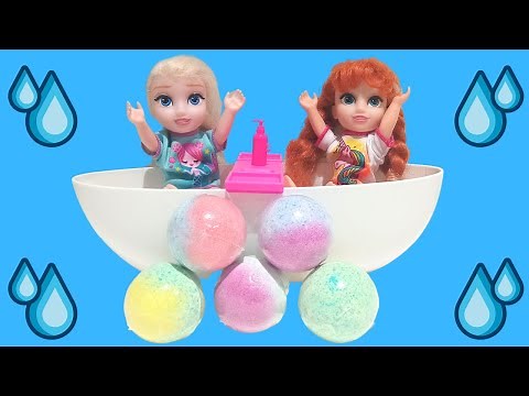 Elsia Annia Fizz Bath ! Water Play - FIZZY BATH BOMBS - "ELSA AND ANNA TODDLERS SHOW"