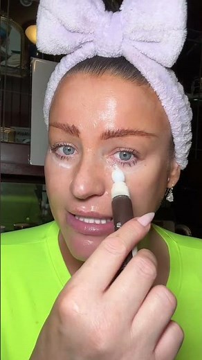 👀 bright eyes start with the right care #centella