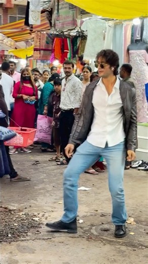 Sab log kaise dekh rhe 😂 #dance #mdskingtarunn #trending #shorts #tarunnamdev