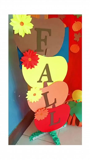 Autumn Day School Decoration Ideas for Your Classroom
