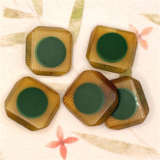 Vintage Green Lucite Buttons - Etsy