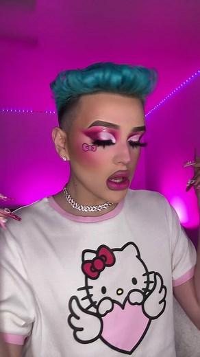 Pink Hello Kitty Makeup Haul & Tutorial