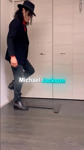 Fan Tried to Copy Michael Jackson 😂