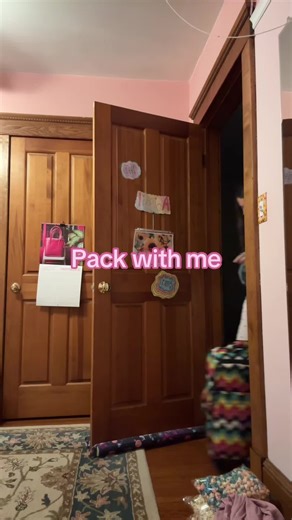 Packing is so much more satisfying as an edited video! Click the link in my bio or use code ABIGAILSTRAEBLER for $$$ off of your @CAKES Body #cakesbodypartner #cakesbody #packing #packingclothes #satisfying