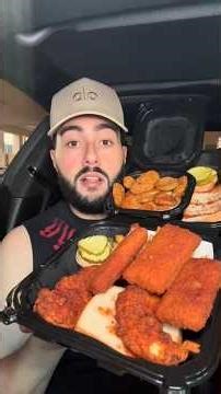Trying Dave’s Hot Chicken Mozzarella Sticks 😱 Cheese Pull ASMR #shorts #daveshotchickenuk #asmr