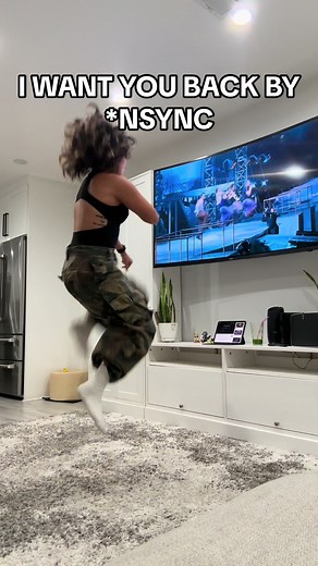 ALRIGHTTT! I want you back!!!!! #nsync #nsyncchallenge #nsynctiktok #nsyncreunion #dancer #fyp #fy #justintimberlake #rehearsal #iwantyouback #choreography