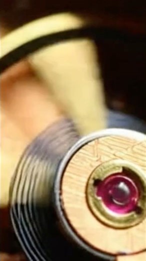 STOP PUTTING YOUR FINGERS IN THE MOVEMENT 🫣🤯☝️#fyp #story #shorts