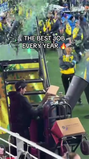 How Confetti Works at the Super Bowl