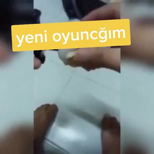 Manipulating a Colorful LED Spinning Toy