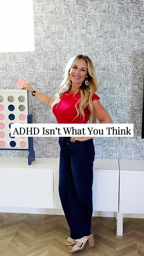 🧠 Did you know ADHD is both neurological and genetic? That means it’s not something you outgrow. Symptoms vary from person to person, but most ADHDers deal with two big challenges: distractibility and emotional dysregulation—sometimes so intense, it’s mistaken for bipolar disorder! 😮 Forget the name “hyperactivity.” It’s more like hyper-arousal: racing thoughts, sleep struggles, and a brain that just won’t quit. But guess what? With the right tools, ADHD isn’t a disorder—it’s a superpower! 💥