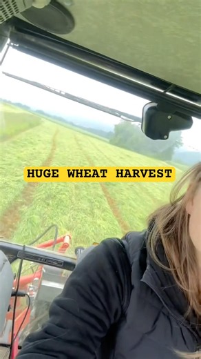 FARM GIRL OPERATING A DEUTZ-FAHR COMBINE HARVESTER 🔥👌