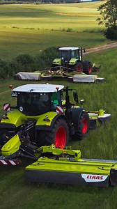 25 years of CLAAS DISCO! 🪩 Join us on a journey through time of DISCO innovation. From the iconic DISCO 8500 C, the first butterfly mower, to our latest advancements. 💚 Can you guess the model of the new machine? 🔎 #claas #claasmachinery | CLAAS