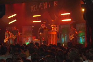 Relient K apologizes for 20-year-old song